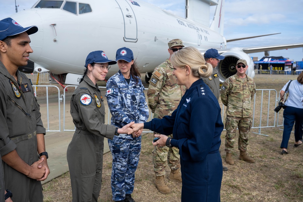 PACAF deputy commander recognizes USAF and RAAF personnel at Avalon Australian International Airshow 2025