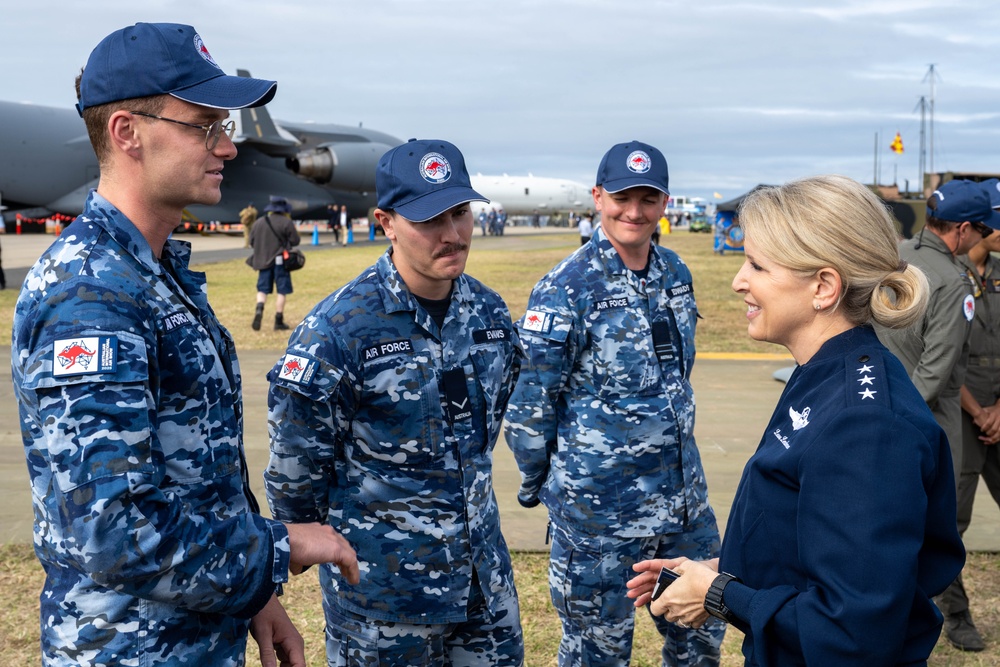 PACAF deputy commander recognizes USAF and RAAF personnel at Avalon Australian International Airshow 2025