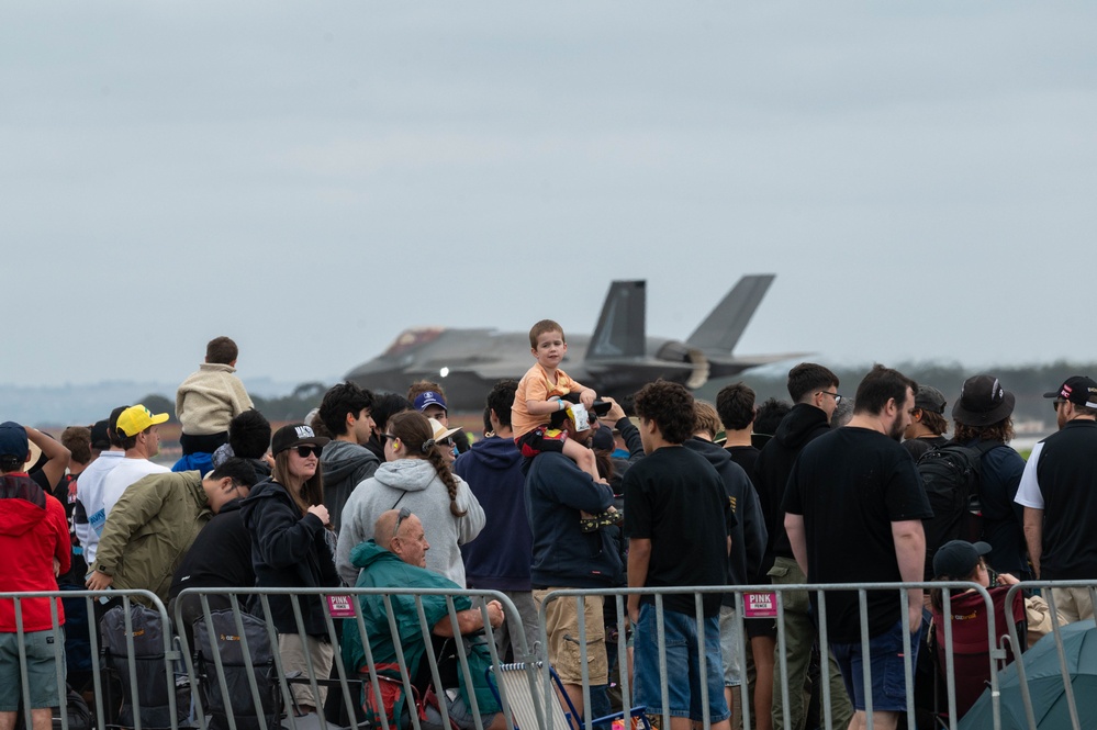 USAF and RAAF integrate at Avalon Australian International Airshow 2025