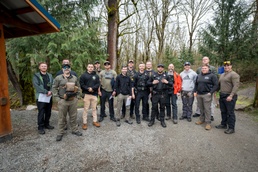 Washington National Guard counterdrug instructors teach landnav basics in Sammamish