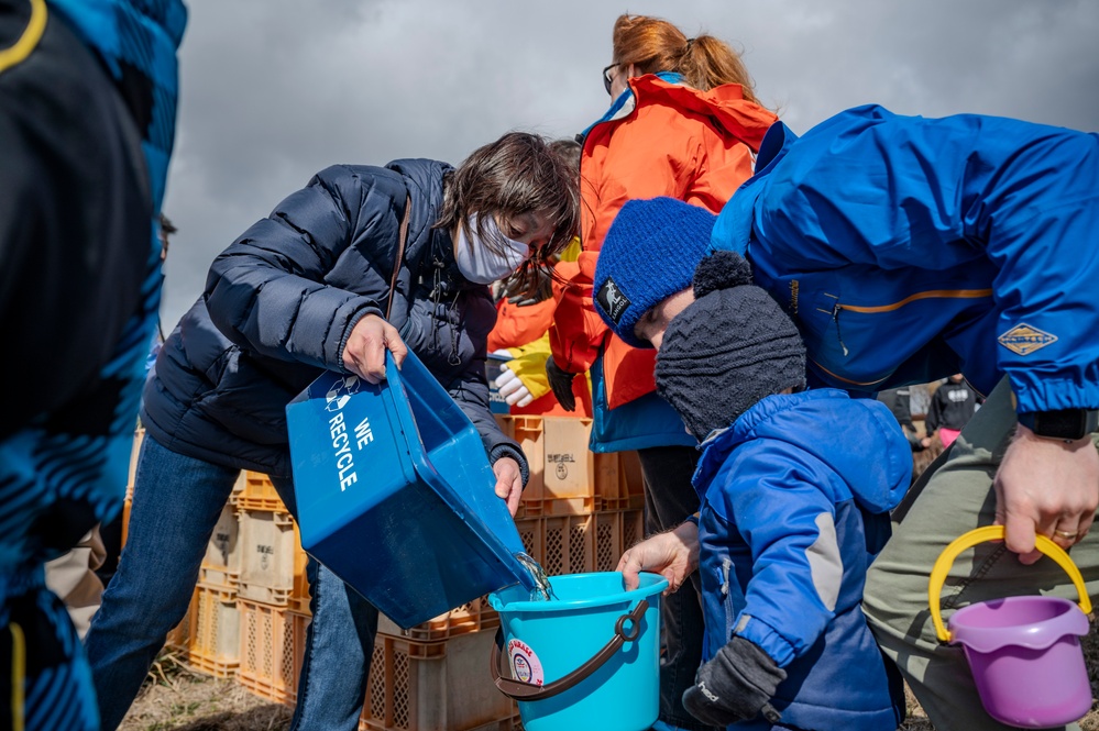 26th Annual Oirase Salmon Release