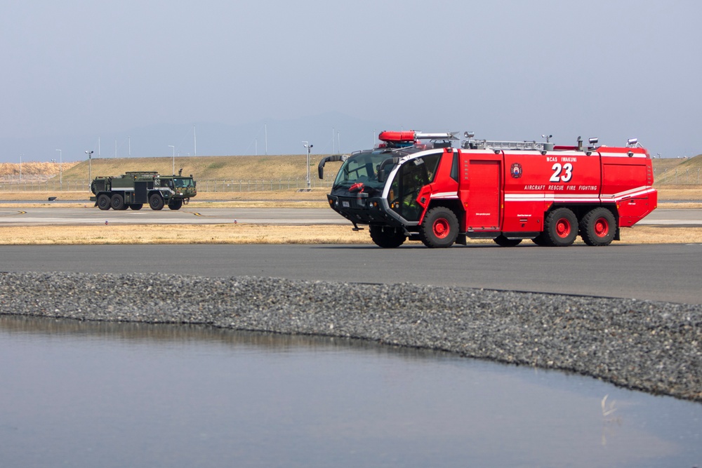 ARFF Marines and U.S. Airmen conduct mass casualty training at MCAS Iwakuni