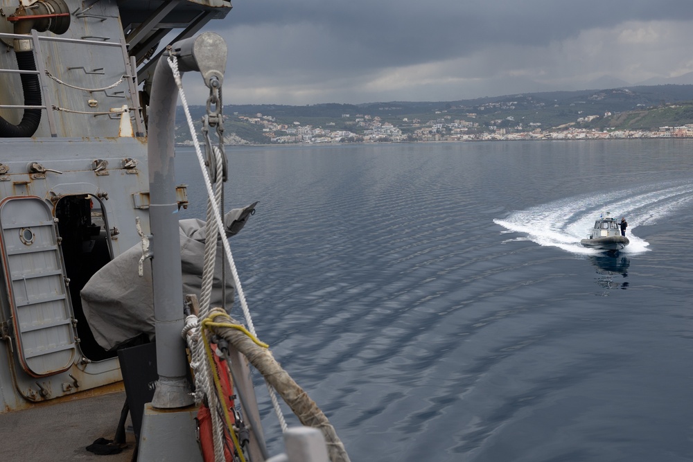 USS Oscar Austin (DDG 79) Arrives in Souda Bay, Greece for Mid-Deployment Voyage Repair (MDVR)