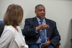 Navy Financial Management Systems Senior Executive Service members visit NAVSUP for audit planning [Image 9 of 12]