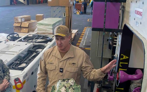 ESG 3 and Prospective ESG 7 commanders visit Tripoli