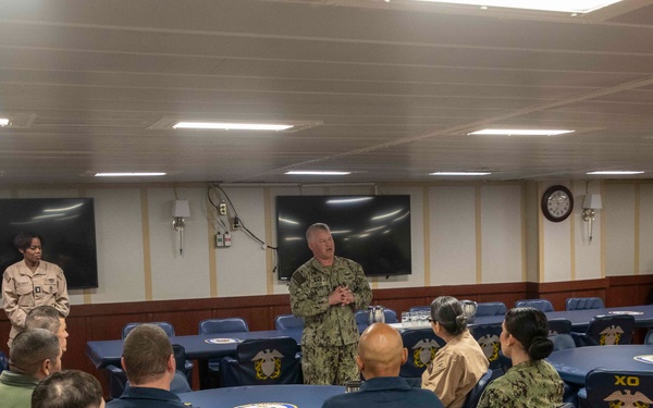 ESG 3 and Prospective ESG 7 commanders visit Tripoli