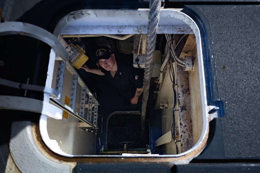 USS Oscar Austin (DDG 79) Departs Souda Bay, Greece after Mid-Deployment Voyage Repair (MDVR)