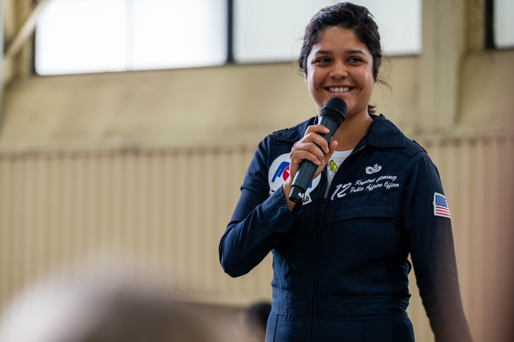 U.S. Air Force Thunderbirds Speak to Local Students