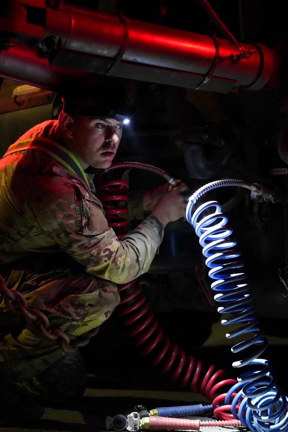 Atlas Soldiers Conduct Vehicle Recovery Operation