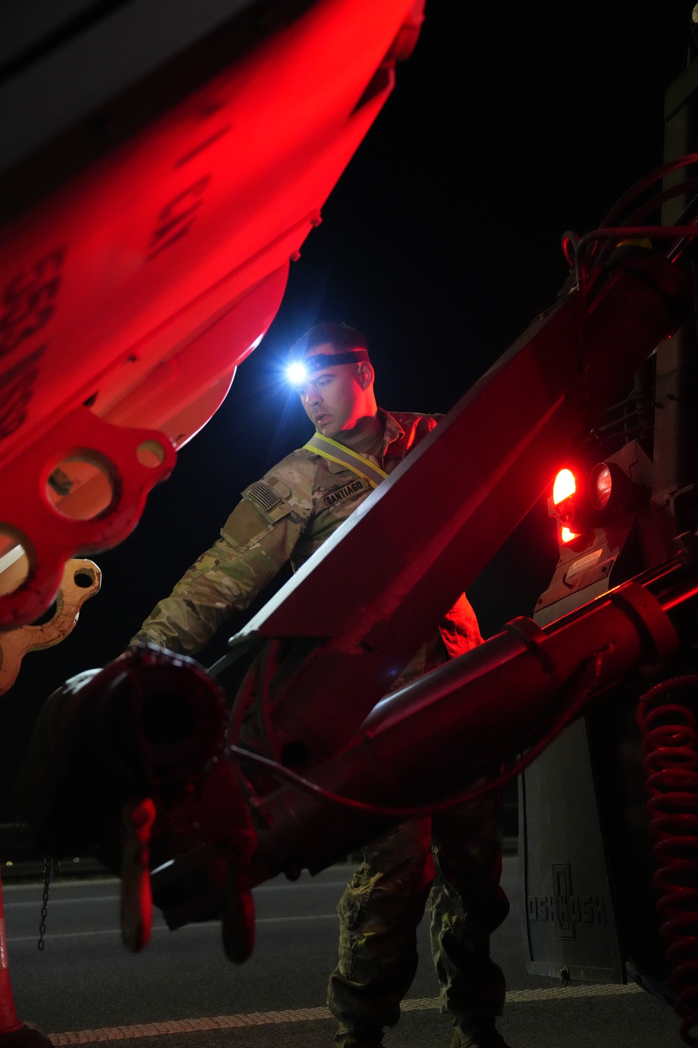 Atlas Soldiers Conduct Vehicle Recovery Operation