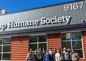 USS Ronald Reagan (CVN 76) Sailors volunteer at the Kitsap Humane Society
