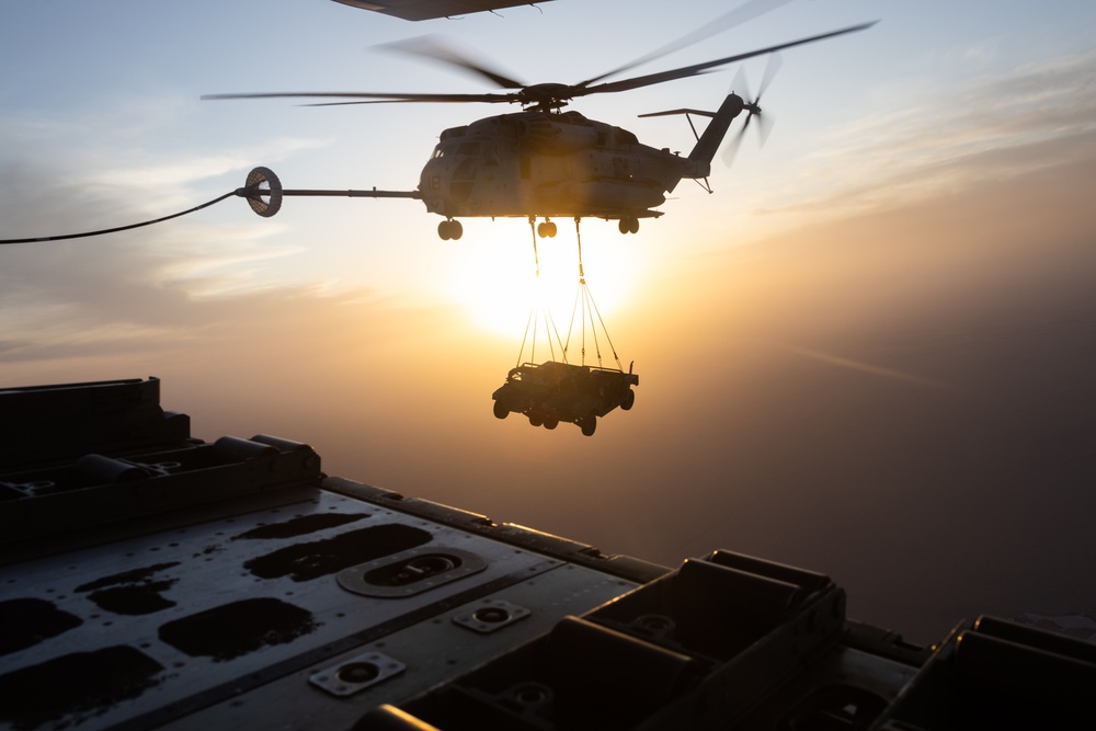 WTI 2-25: CH-53 Heavy Lift Air Refueling