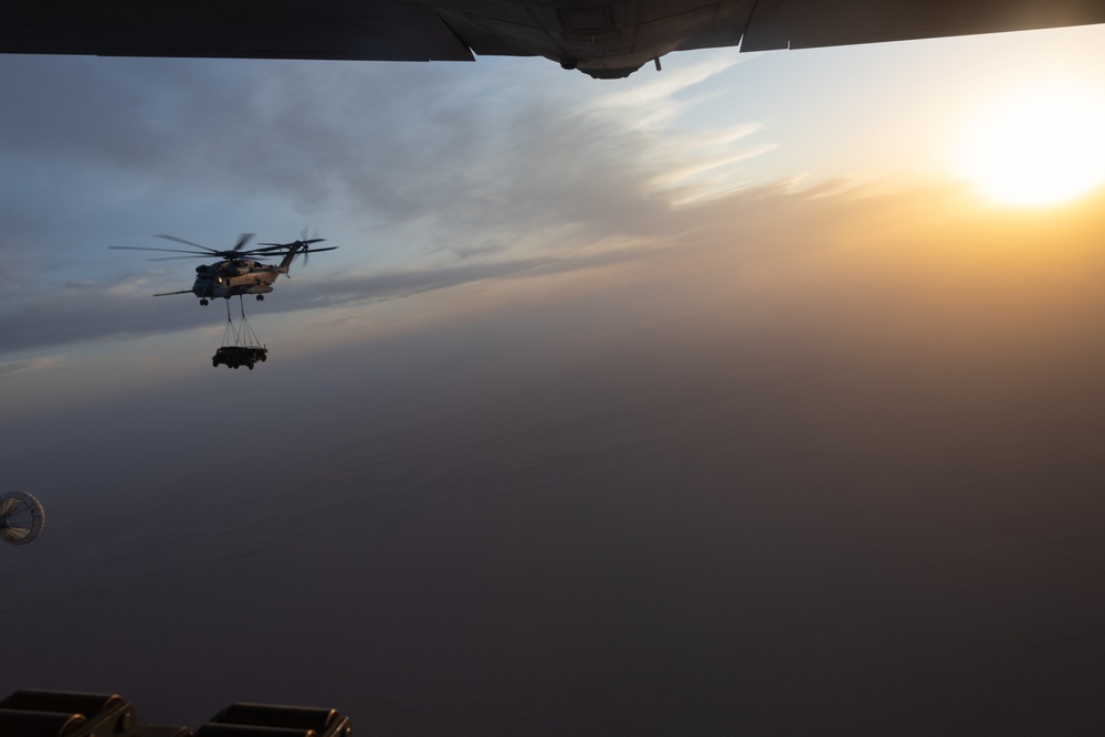 WTI 2-25: CH-53 Heavy Lift Air Refueling