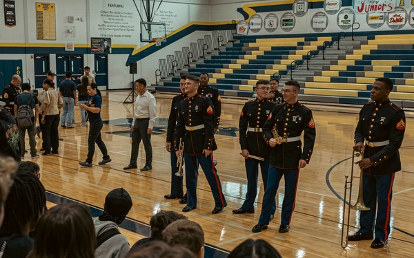 Marine Band San Diego’s Brass Band Performs at Stony Point HS