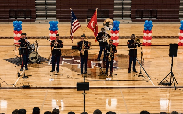 Marine Band San Diego’s Brass Band Performs at Round Rock HS