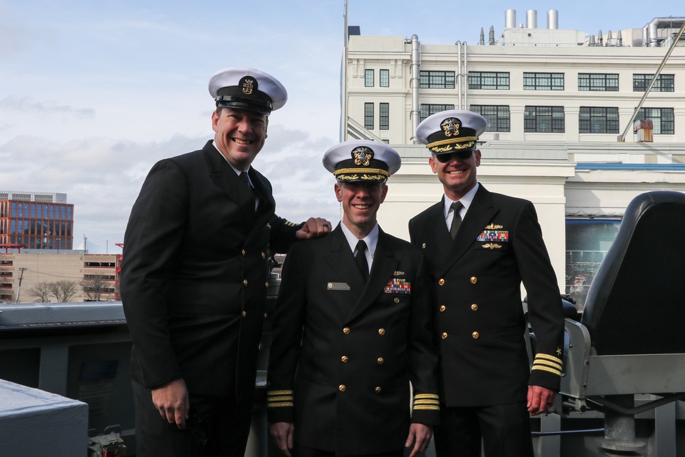 USS Thomas Hudner Returns to Port in Boston