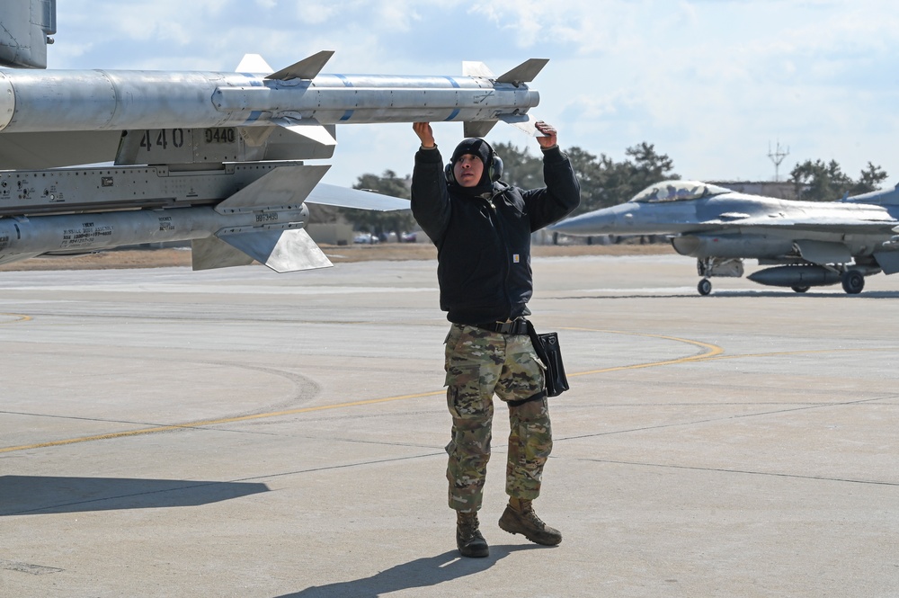 8th FW maintainers hone training in operational surge