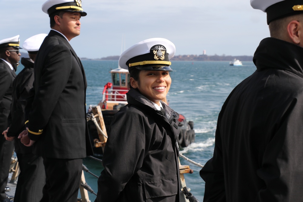 USS Thomas Hudner Returns to Port in Boston