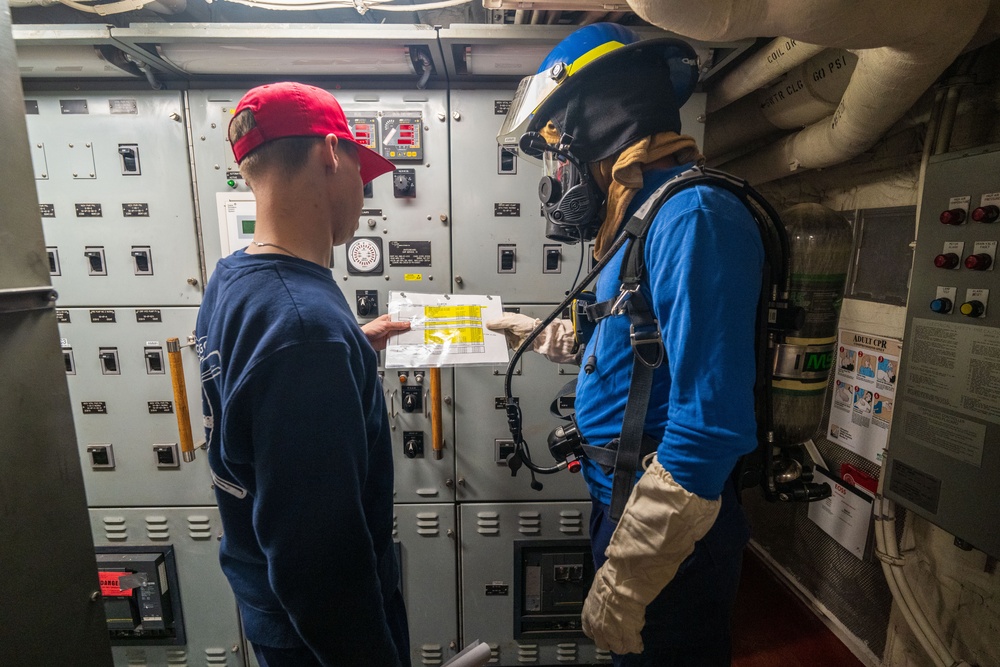 U.S. Coast Guard Cutter Kimball Crewmembers engage in training while patrolling the Eastern Pacific Ocean.