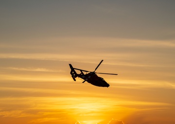 U.S. Coast Guard Cutter Kimball Crewmembers engage in training while patrolling the Eastern Pacific Ocean.