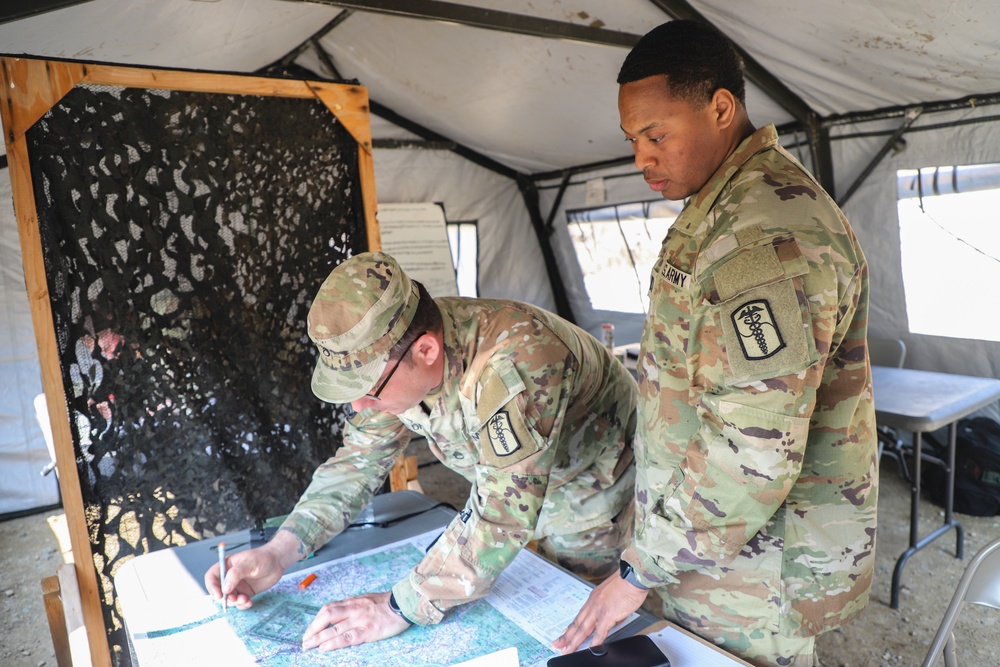 U.S. Army soldiers participate in E3B setup