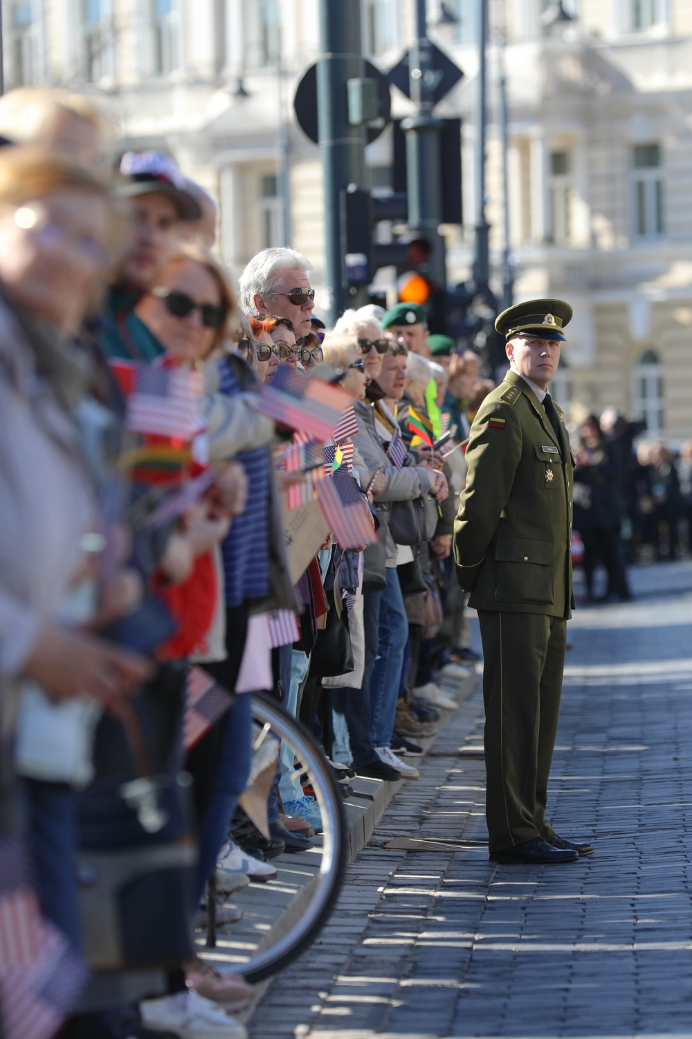 Lithuanians Pay Tribute to Four U.S. Soldiers