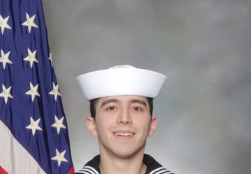 Firth Earns Military Excellence Award at Recruit Training Command