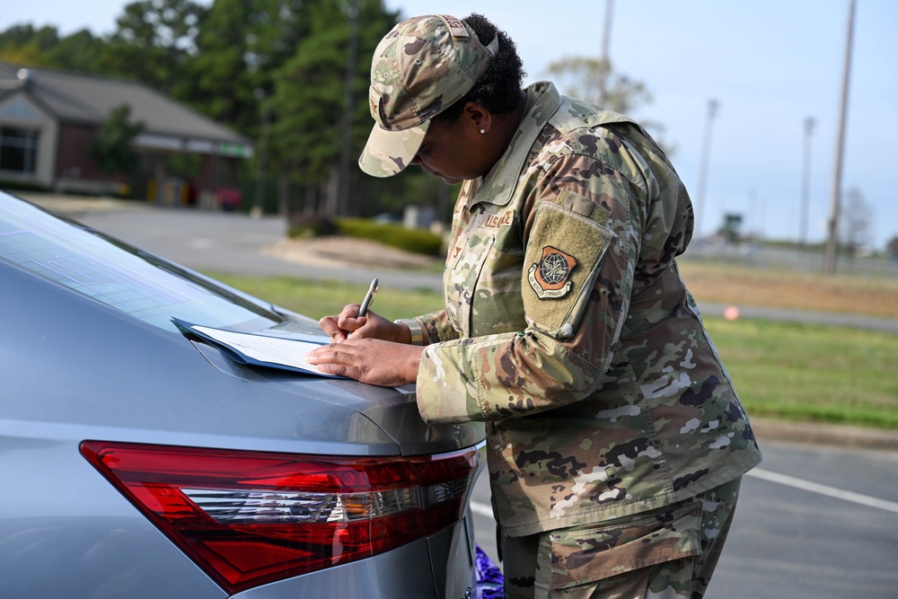 Team Little Rock kicks off Month of the Military Child with Purple Up parade
