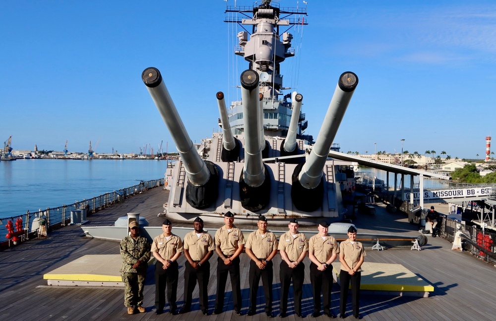 NAVSUP FLC Pearl Harbor Visits Historic USS Missouri