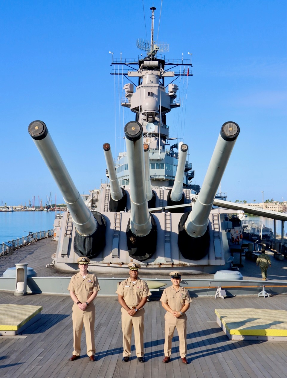 NAVSUP FLC Pearl Harbor Visits Historic USS Missouri