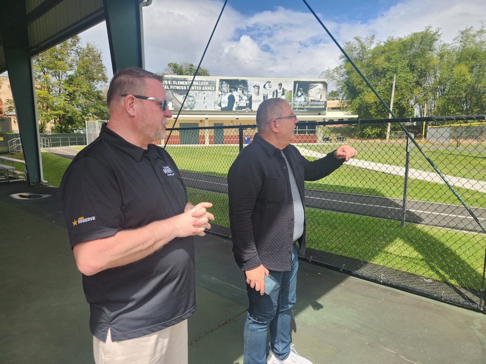 Fort Buchanan and the Puerto Rico Sports and Recreation Department explore future collaborations to promote fitness