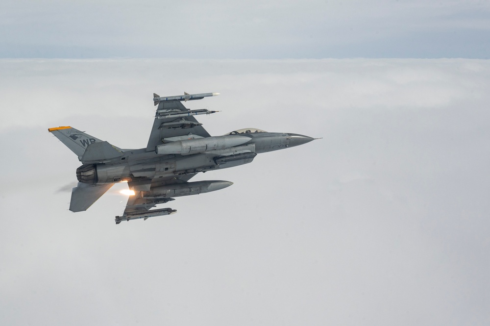80th FS maintains airpower capabilities