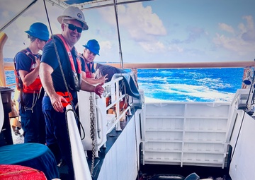 USCGC Oliver Henry responds to SAR in FSM