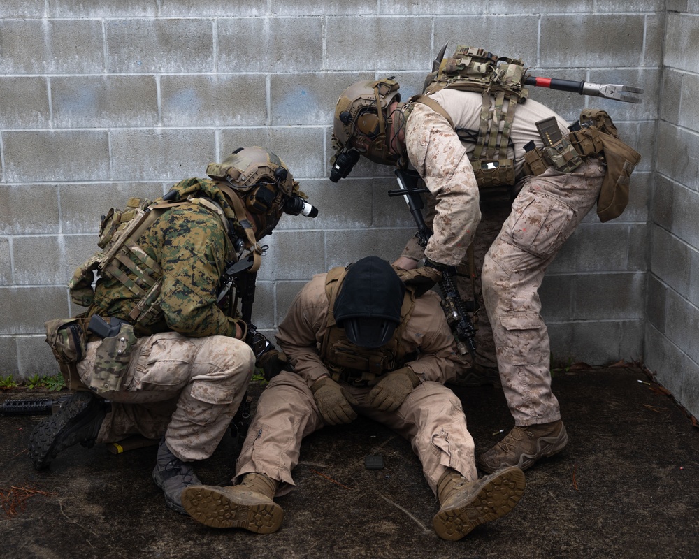 U.S. Marines conduct MOUT training during MRC