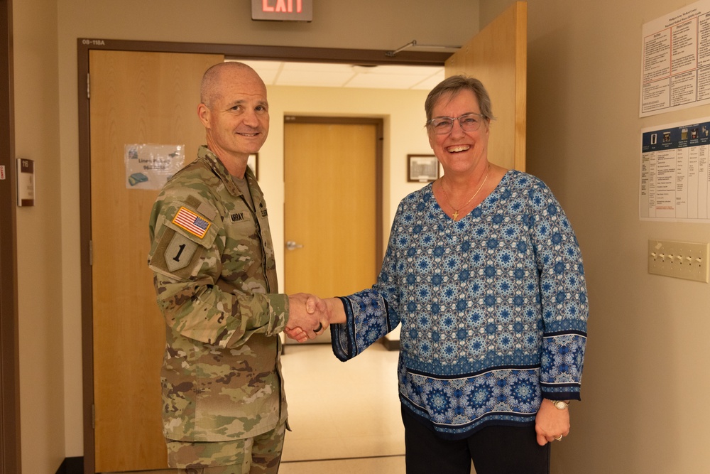 Brigadier General Murray visits Joint Base Lewis McChord