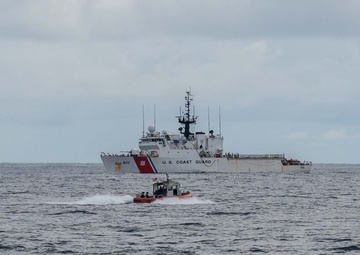 U.S. Coast Guard Cutter Kimball conducts at-sea detainee and drug transfer with U.S. Coast Guard Cutter Forward