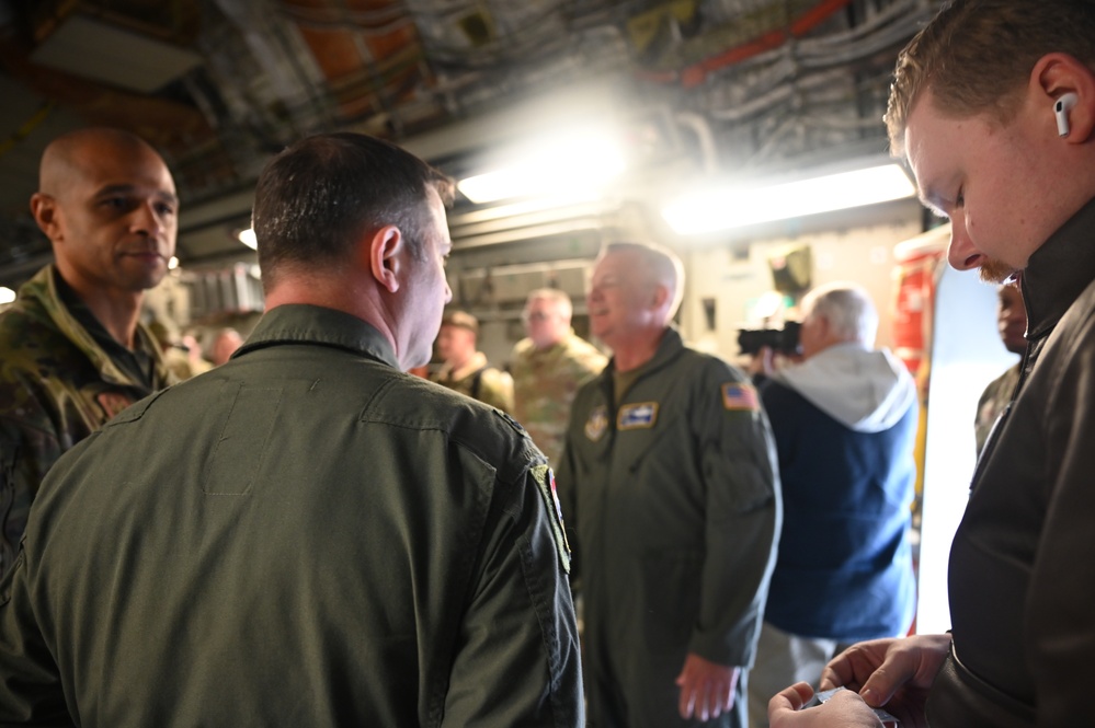 4th Air Force Commander Visits McChord Deployers at March ARB