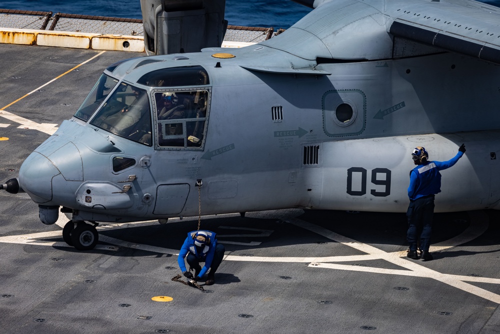 22nd MEU Conducts Flight Operations Aboard The U.S.S. San Antonio