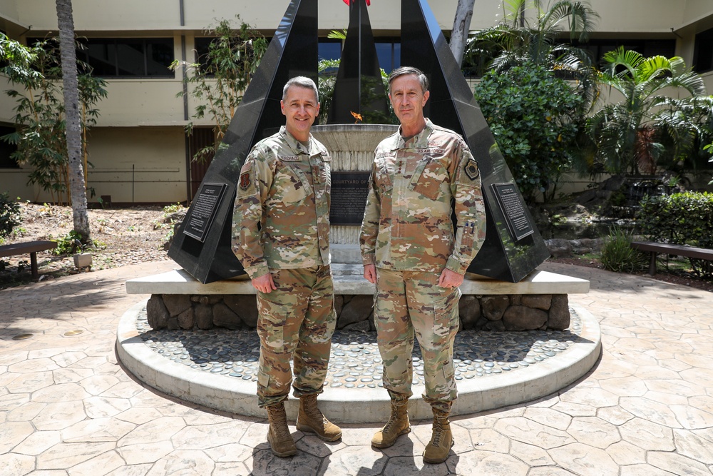 Nordhaus, Raines visit Army, Air Force senior leaders on Oahu