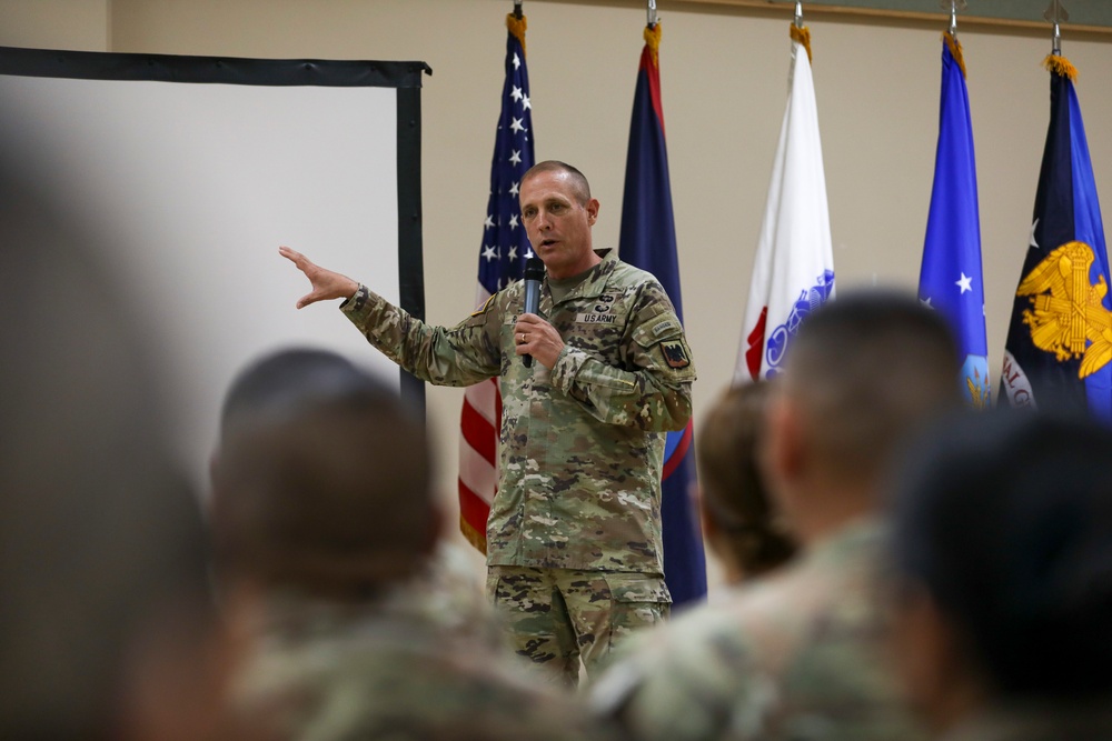 Nordhaus, Raines visit Guam National Guard