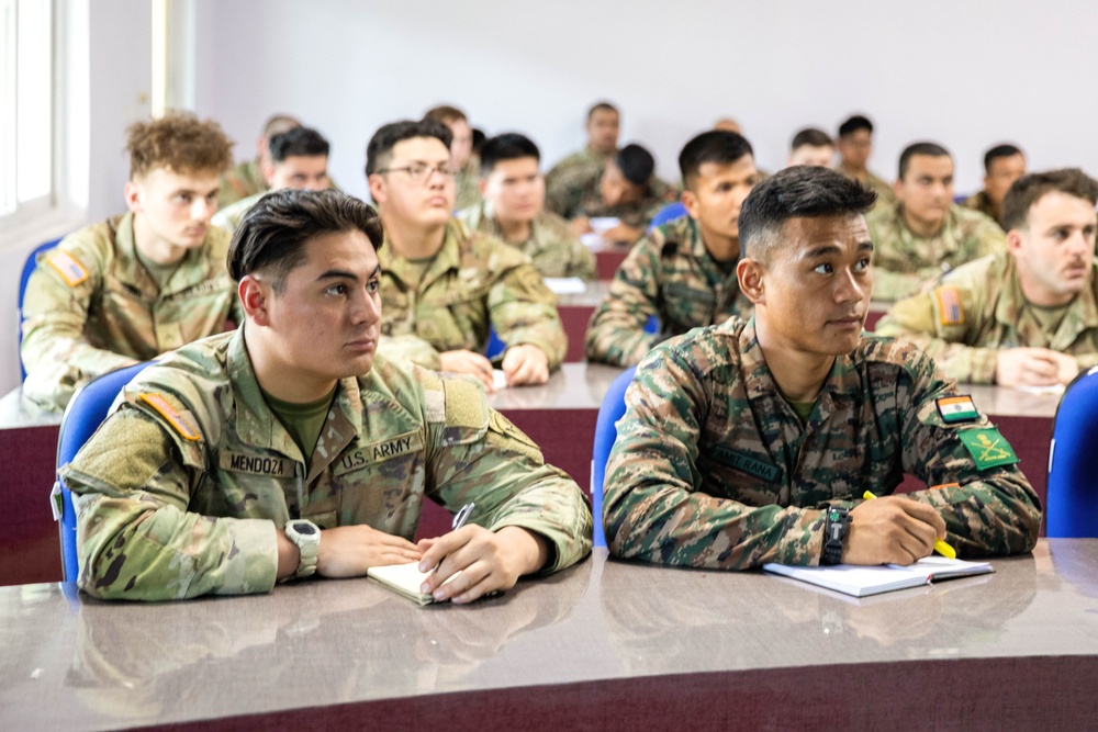 U.S. and Indian Soldiers complete Mobile Checkpoint course