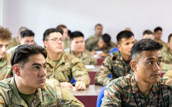 U.S. and Indian Soldiers complete Mobile Checkpoint course