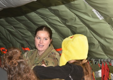 Scouting America tours 185th ARW