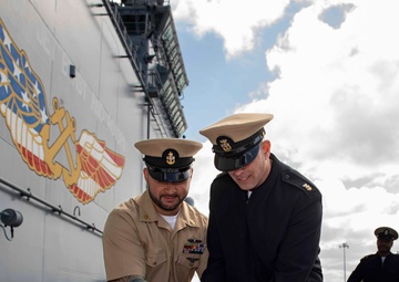 Boxer Celebrates Navy Chief 132nd birthday