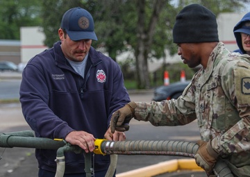Ark. Guardsmen Deliver Fresh Water After The Storm