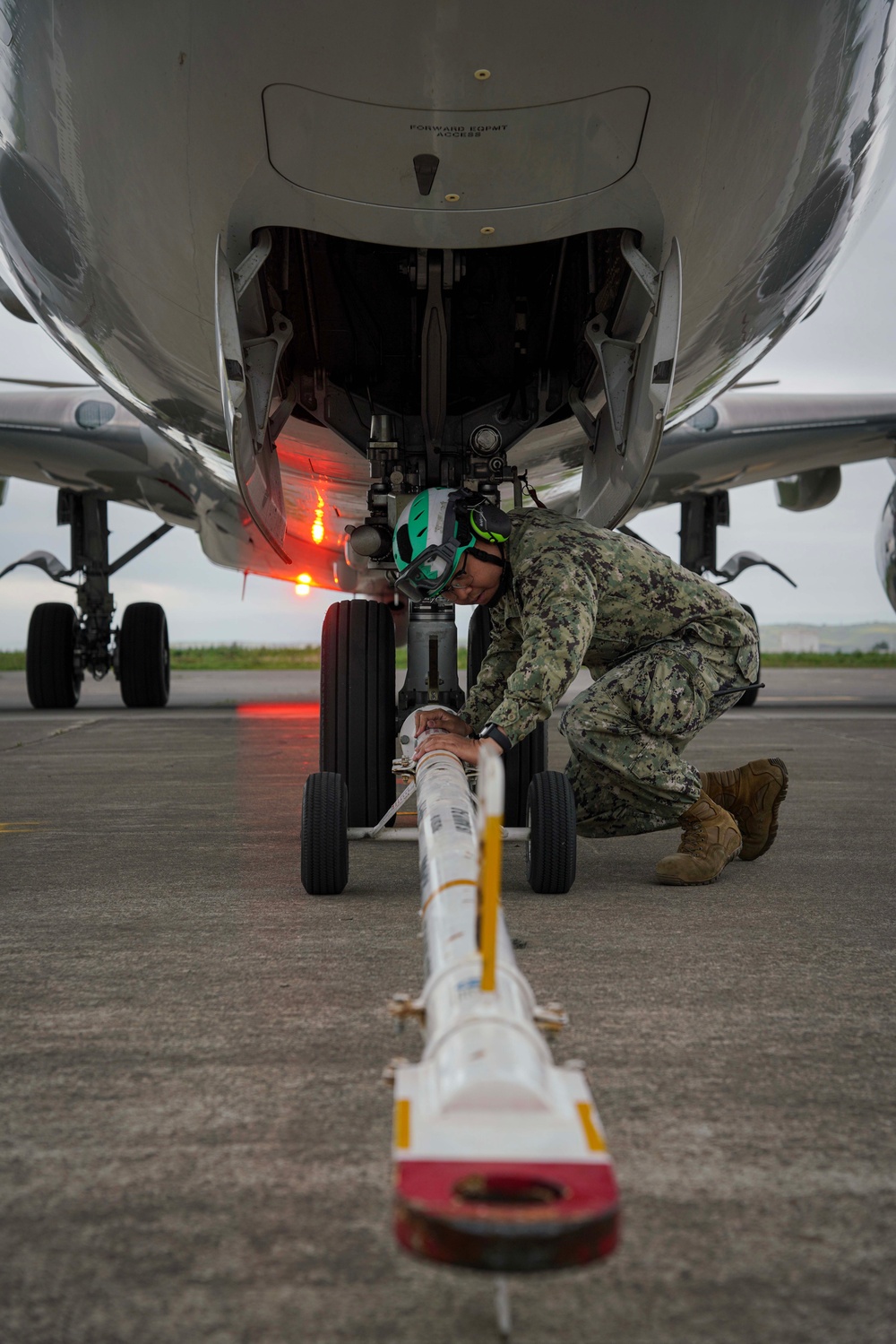 VP-5 FLIGHT OPERATIONS AT NAVAL AIR STATION SIGONELLA