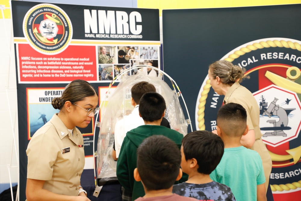 NMRC Shares Navy Capabilities and Opportunities at Weller Road Elementary Career Day