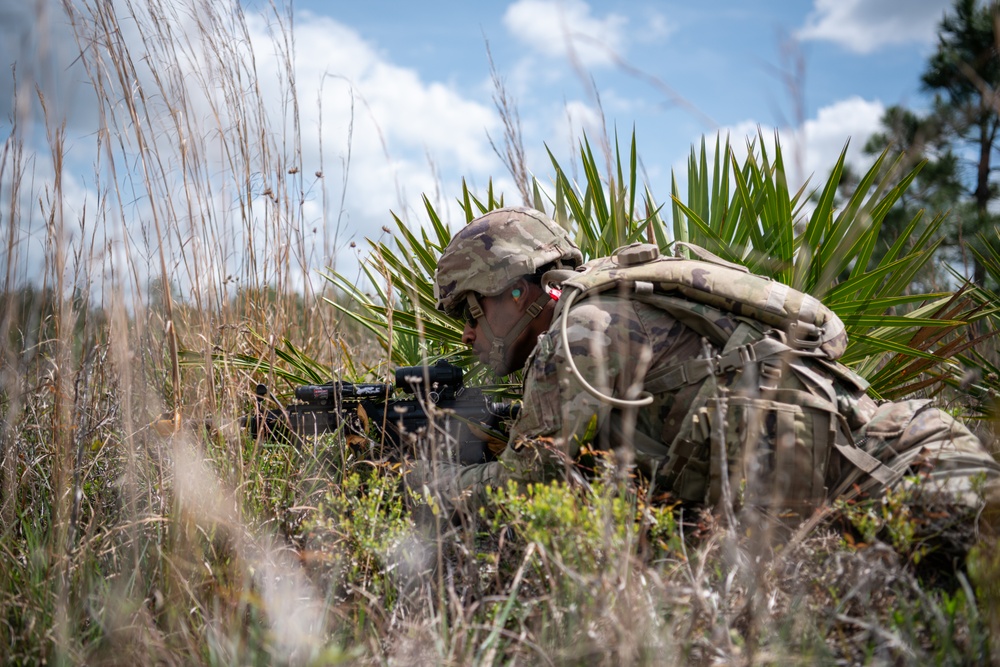 2-124 Conducts Squad Tactics Training At CBJTC