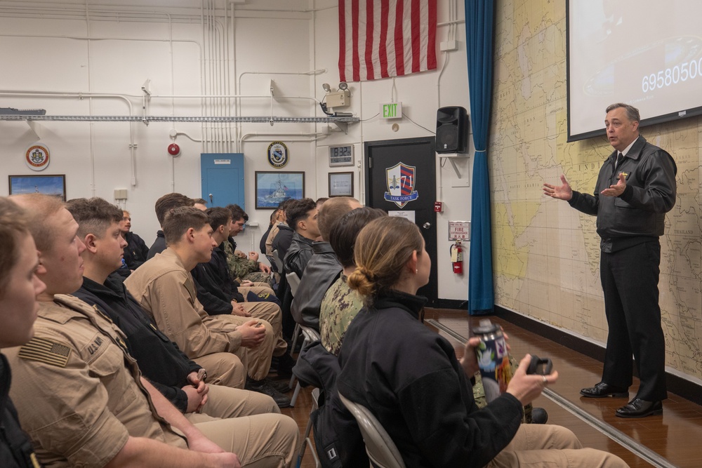 DESRON 15 hosts 2nd Annual Junior Officer Training Symposium