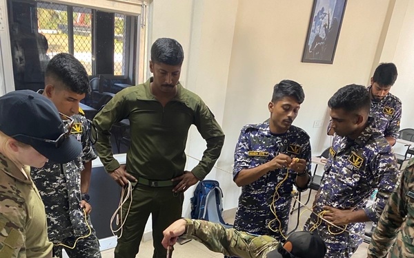 US-Indian EOD teams share best practices during Tiger Triumph 2025